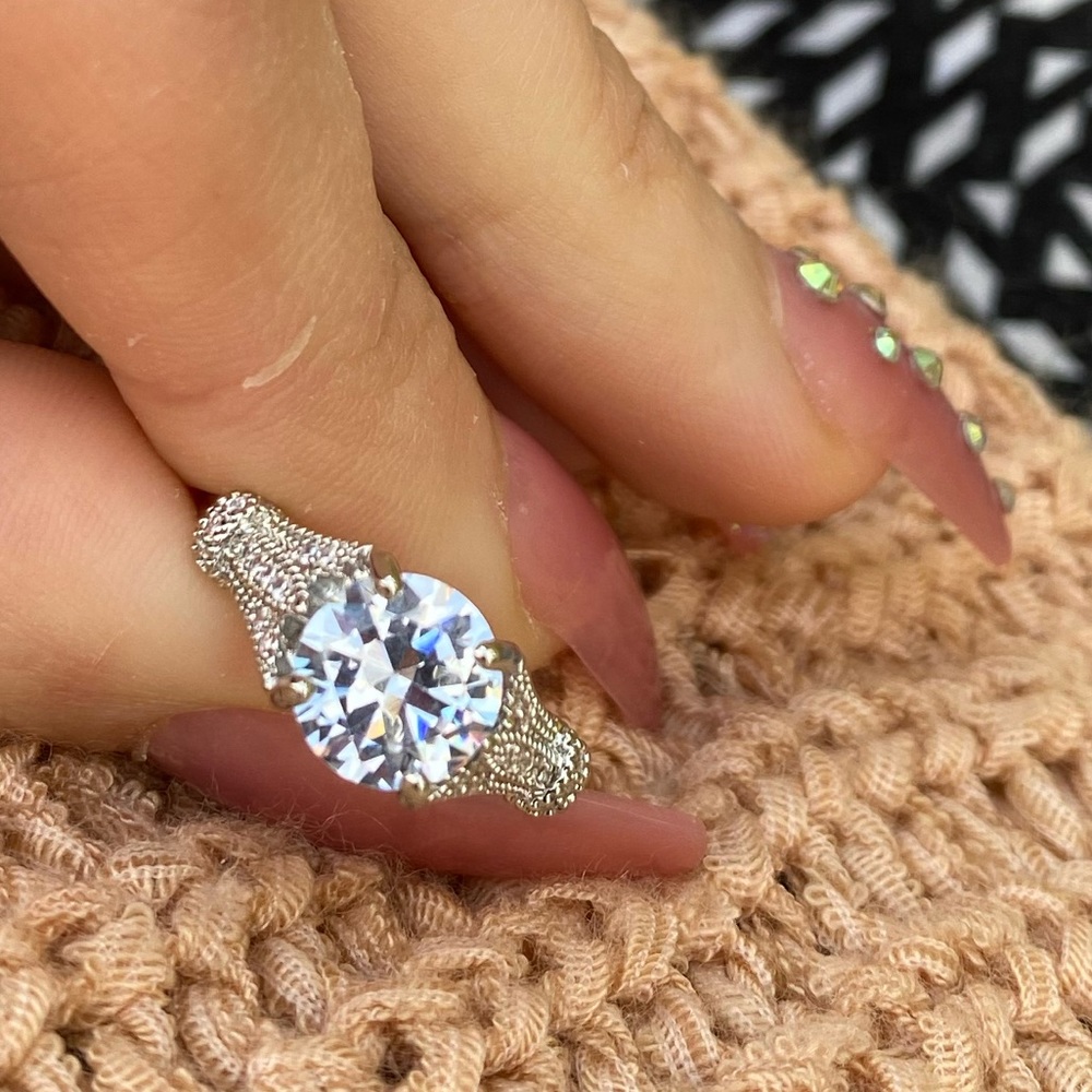 NEW 925 Sterling Silver Beautiful Ring - Picture 6 of 10